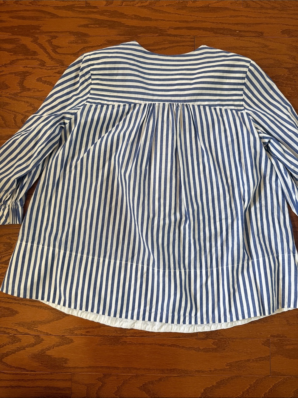 Tuckernuck Pomander Place blue stripe blouse - Picture 6 of 8